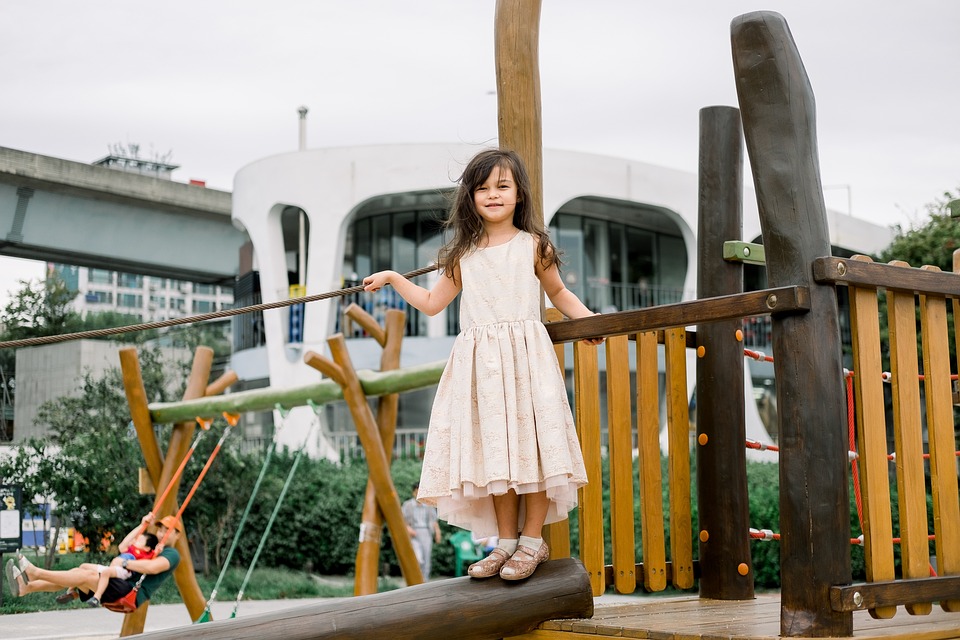 How to Throw a Playground Birthday Party